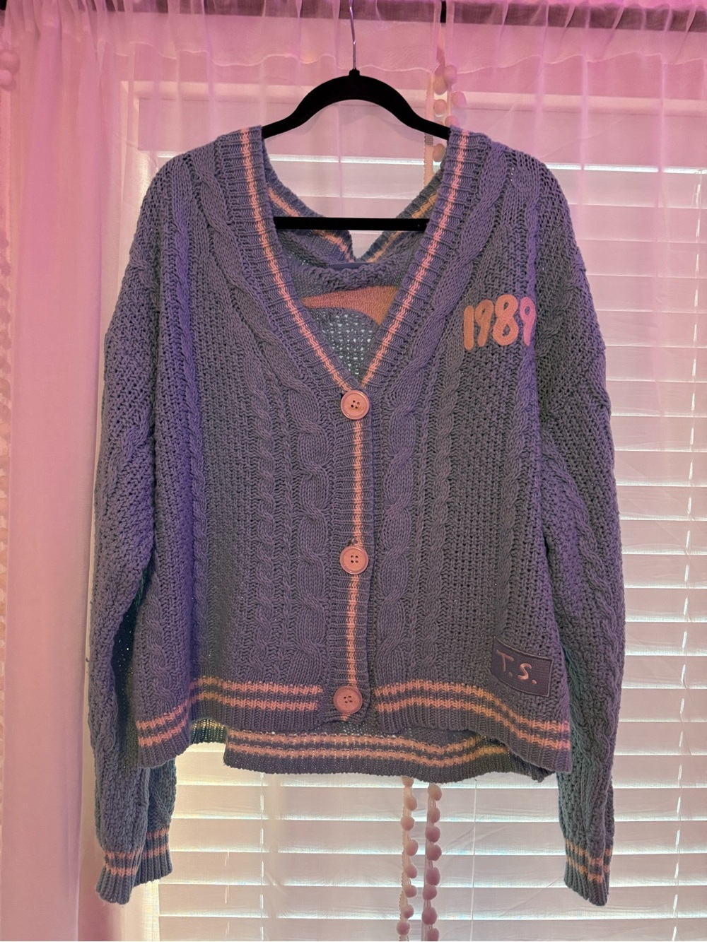 Taylor Swift 1989 cardigan M/L